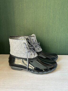 Black and gray winter/rain roots